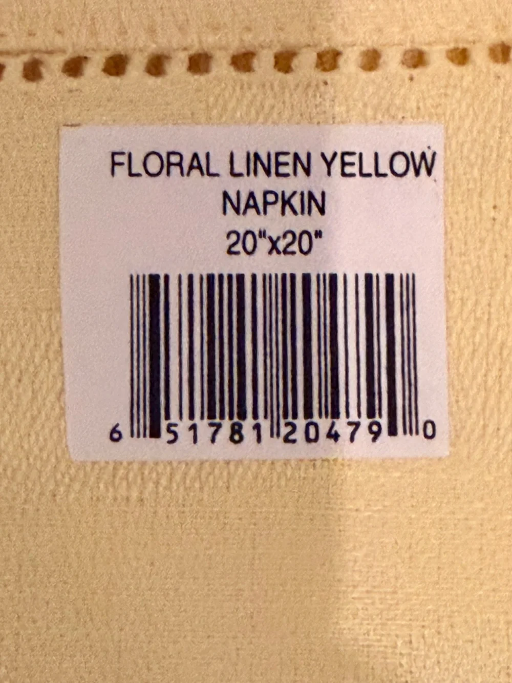 NWT Xochi Bright Yellow Floral Linen Yellow Napkin 20”by 20” Set of Four